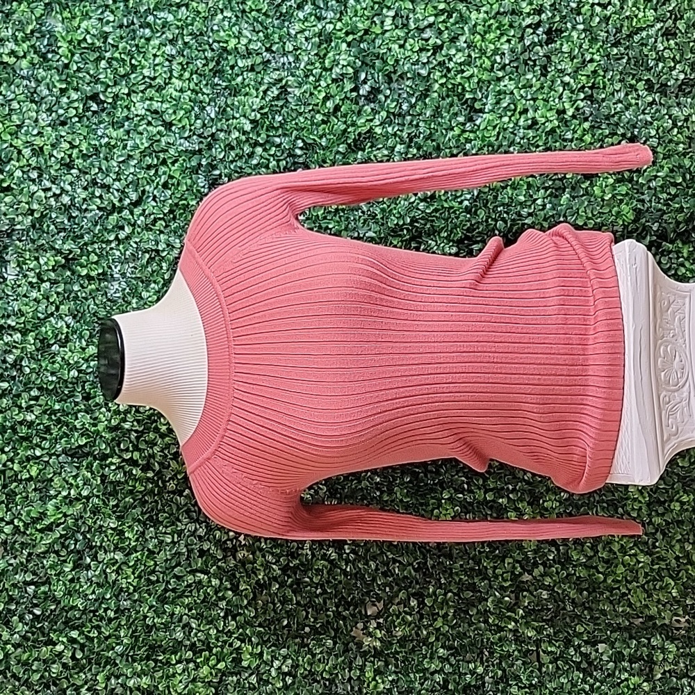Long sleeve ribbed top